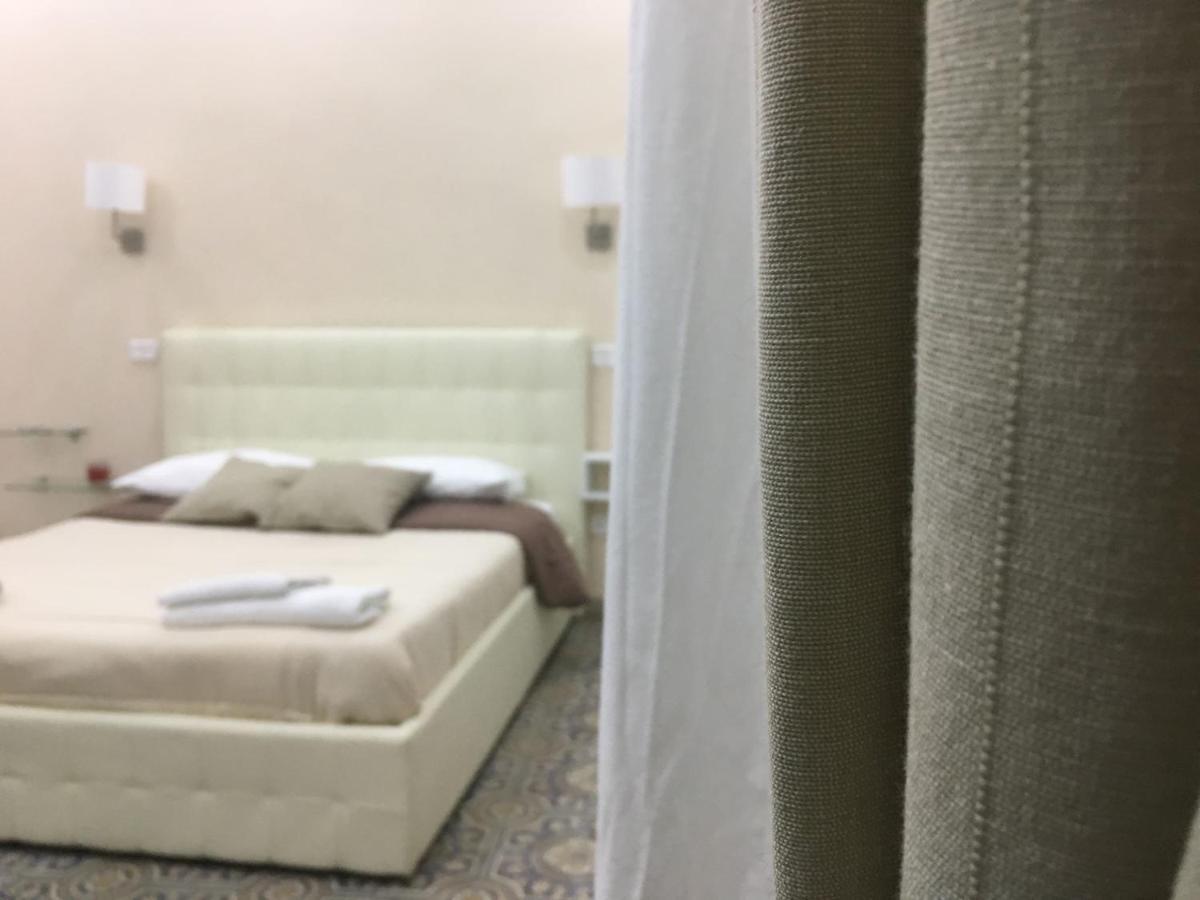 Decumani Prestige Bed & Breakfast Napoli Exterior foto